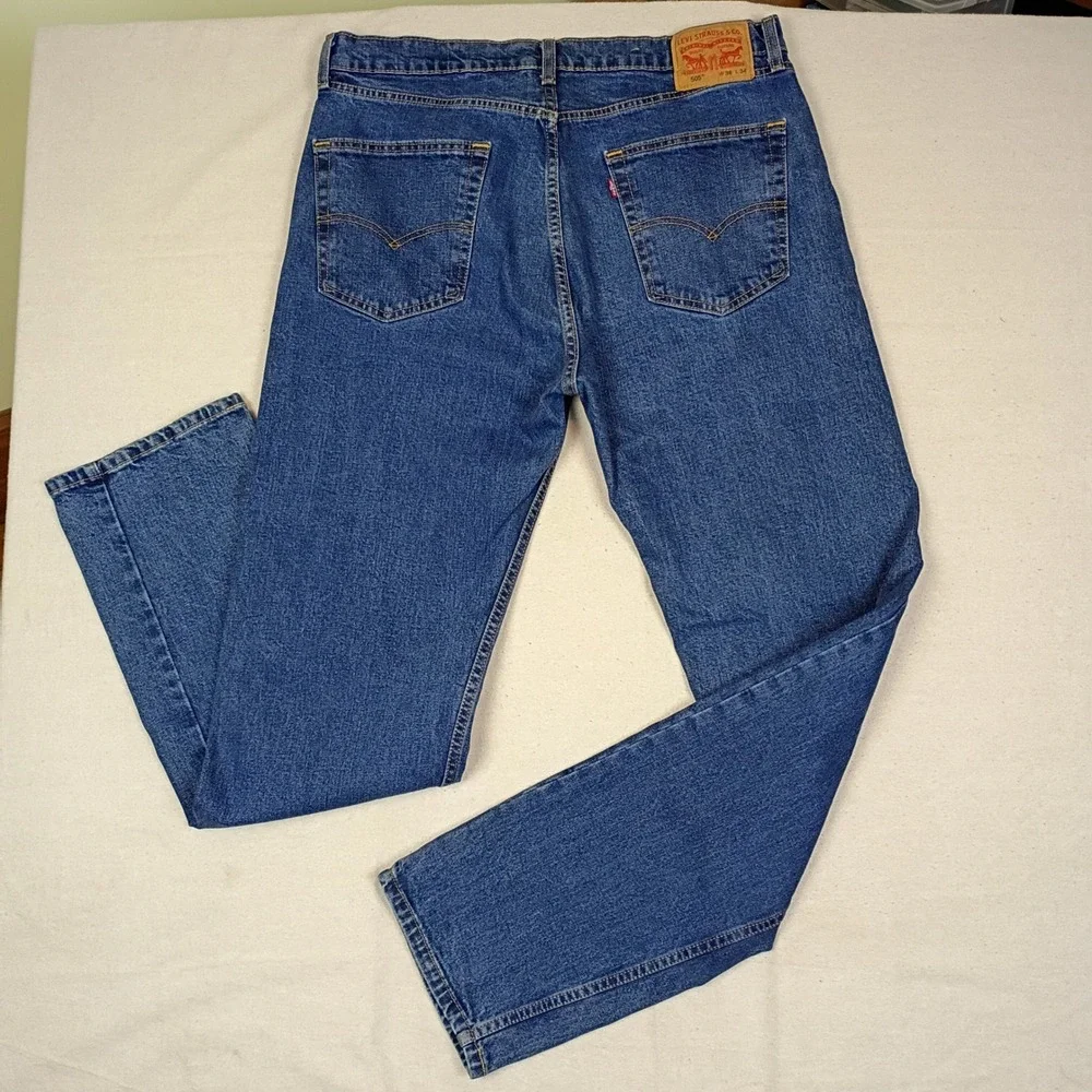 Levi's Mens 505 Regular Fit Straight Leg Medium Wash Denim Jeans 36x34